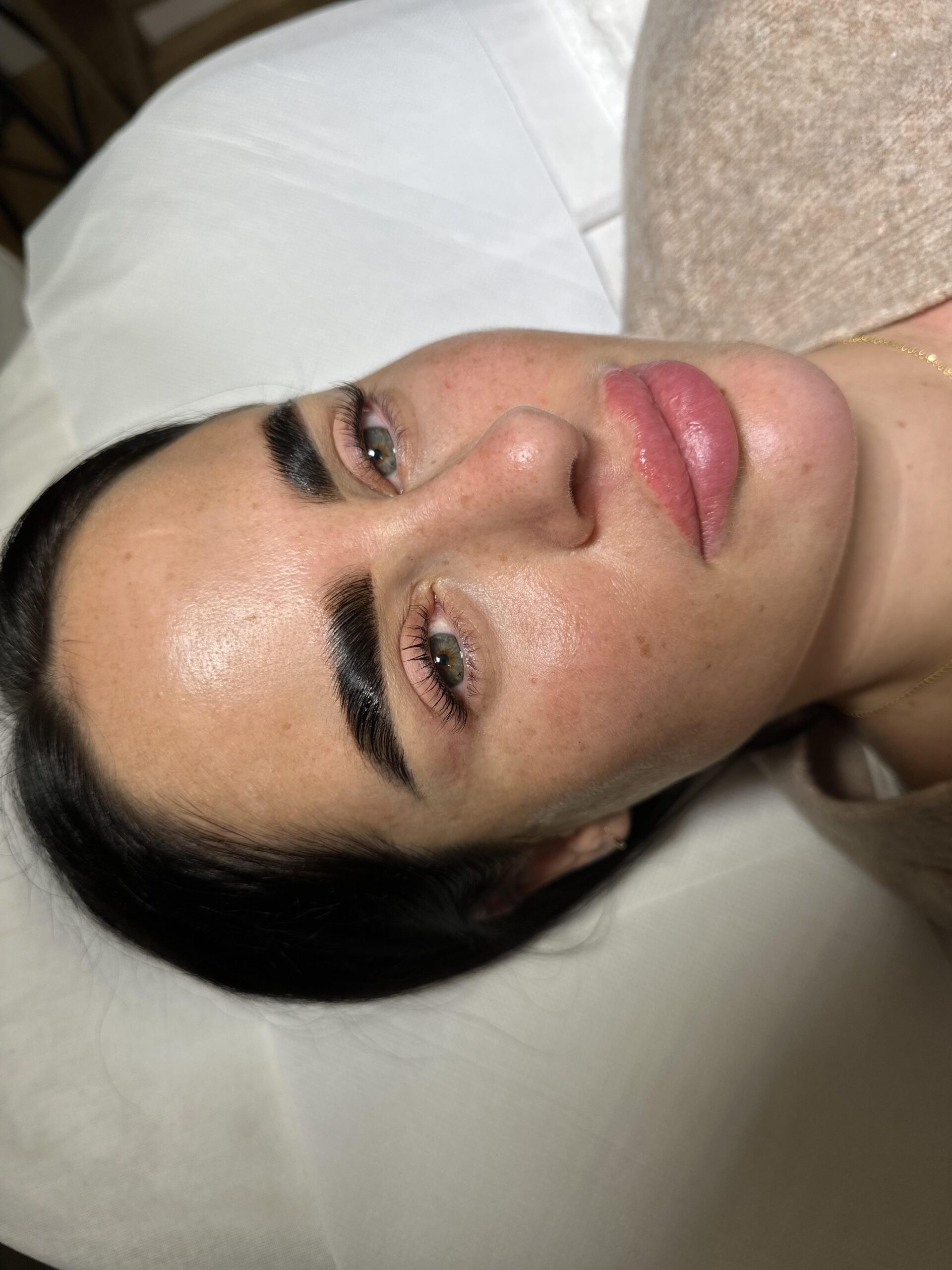 Muska Sakila Beauty munka